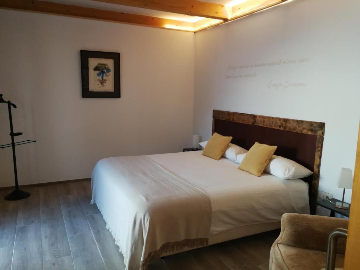 Hotel Rural Cal Ruget Vilobi Del Penedes Zewnętrze zdjęcie